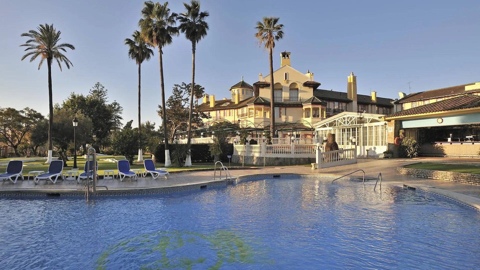 Globales Reina Cristina Hotel Algeciras 4*,