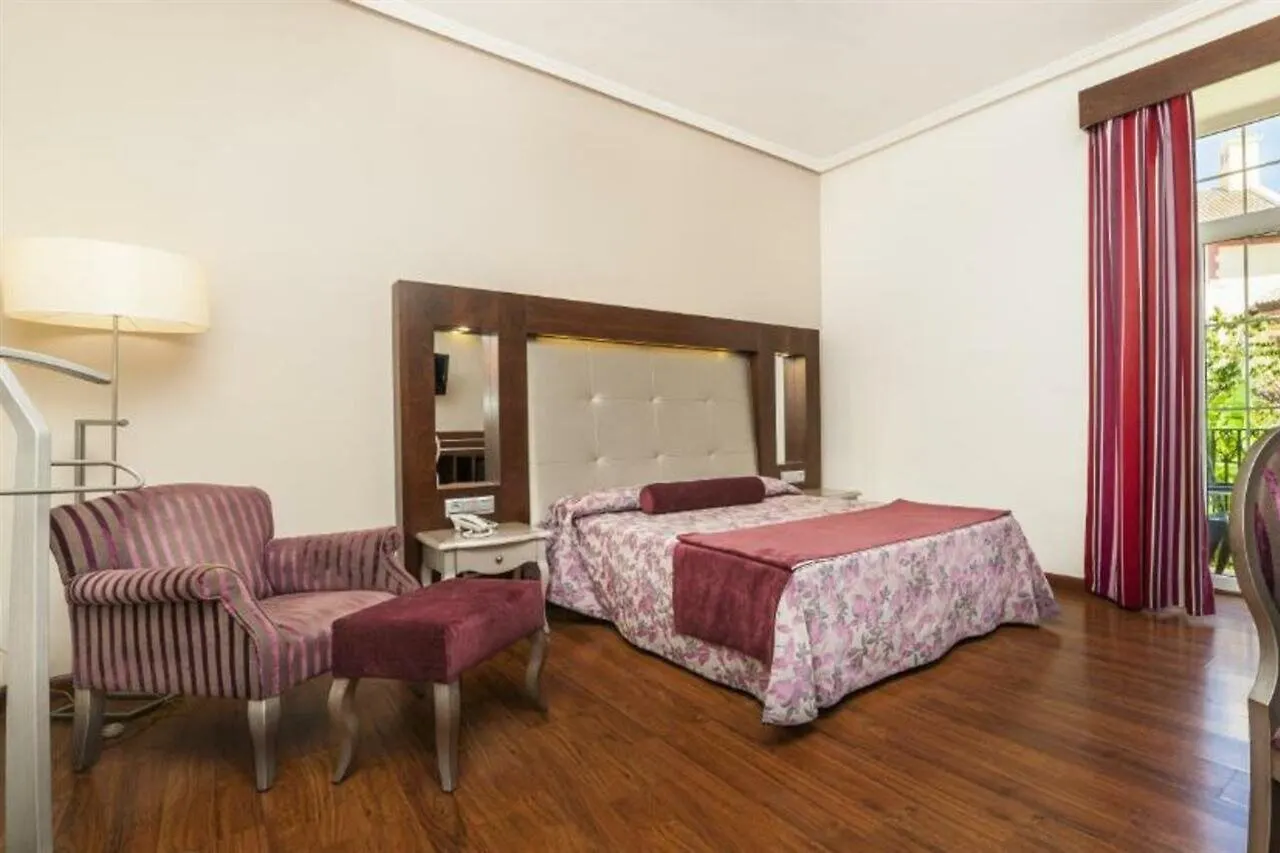 Globales Reina Cristina Otel Algeciras
